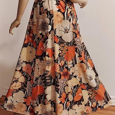 1970's Vtg Berkshire Floral Metallic Embellished Gown with Gold Metallic Sash Belt.