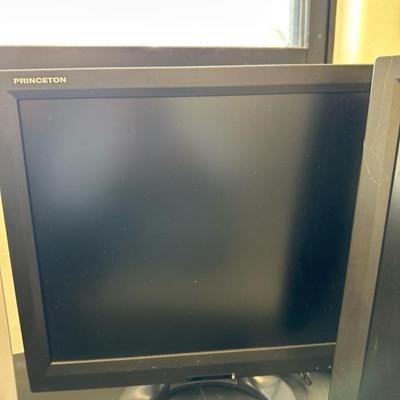 Lot 1222 variety of computer monitors