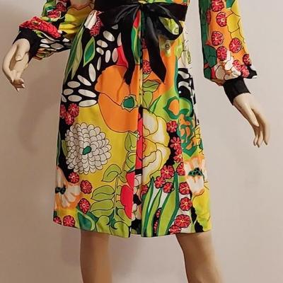 Vtg 60s Timeless Flower Power Creation by Marion Rigney Ltd dress