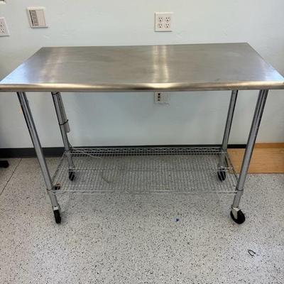 lot 1227 metal rolling cart