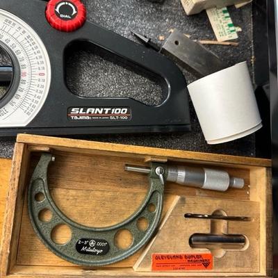 Lot 1241 miscellaneous tools, including micrometers