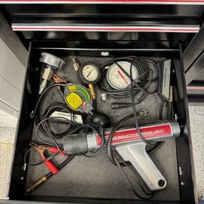 Lot 1246 Car tuneup gear