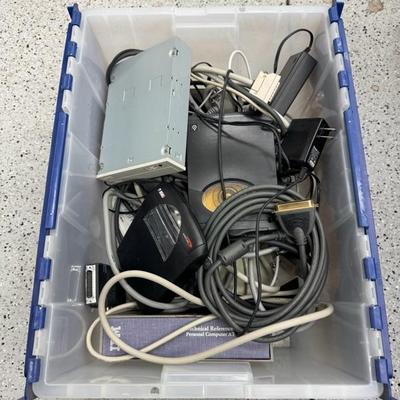 Lot 1256 miscellaneous cables