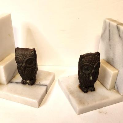 Lot #7 Pair of Vintage OWL bookends