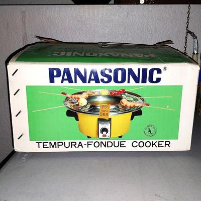 PANASONIC TEMPURA -FONDUE COOKER (NIB)
