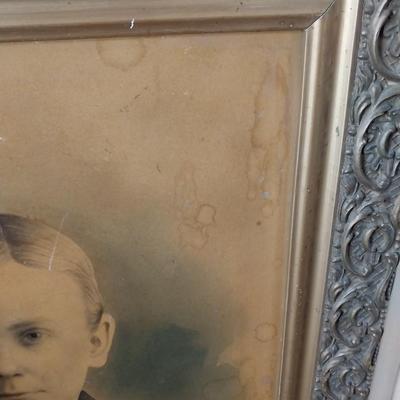 ANTIQUE PHOTO IN AN ANTIQUE FRAME
