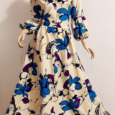 Vtg Iconic Amazing Hawaiian Maxi Hostess Gown by Sydney. Honolulu