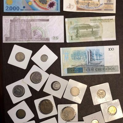 LARGE WORLD COIN AND WORLD BILL LOT