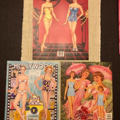 PAPER DOLLS LOT (2)
