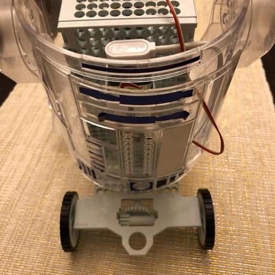 R2-D2 PROGRAMMABLE ROBOT