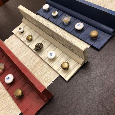 RED, WHITE, AND BLUE SHELVES W/ KNOBS