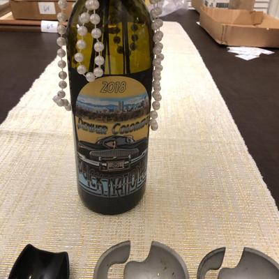 WINE LOT / SCOOPS, BOTTLE OPENERS