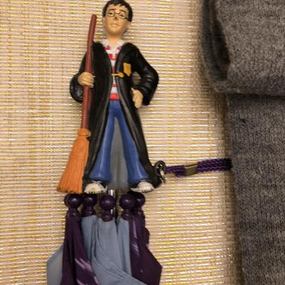 BLACK, WHITE, GRAY SCARVES & HARRY POTTER UMBRELLA
