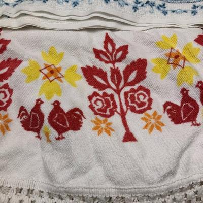 VINTAGE TABLE CLOTHS