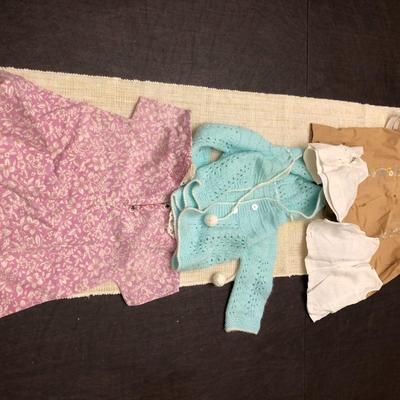 LARGE LOT OF DOLL AND VINTAGE CHILDREN'S CLOTHING