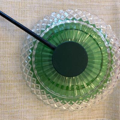 GLASS GARDEN ART (GREEN)