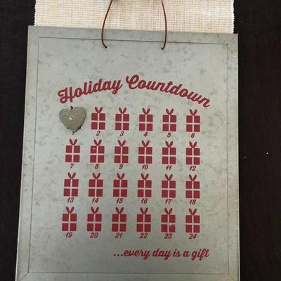 MAGNETIC HOLIDAY COUNTDOWN CALENDAR