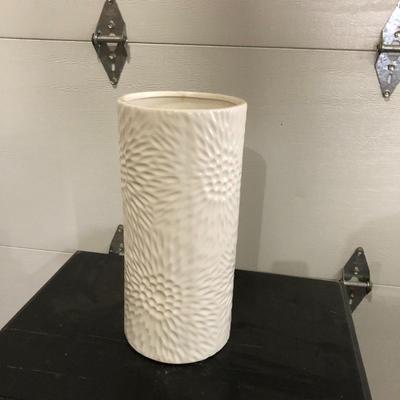WHITE VASE