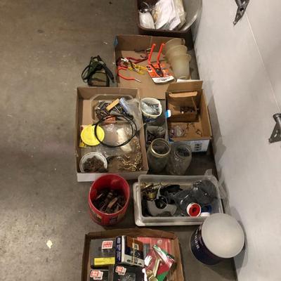 MISC GARAGE HARDWARE LOT