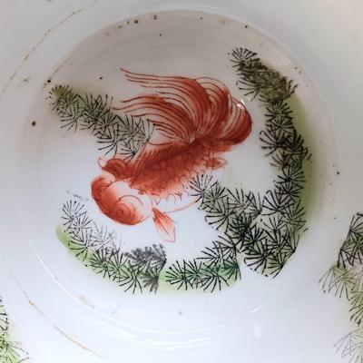 LOT6-O: Asia Porcelain Fish Bowl / Planter with Painted Koi Fish Interior