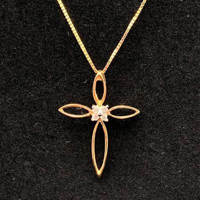 LOT 219J: Gold Necklace with Cross Pendant - 14K., Tw 1.8g - 20
