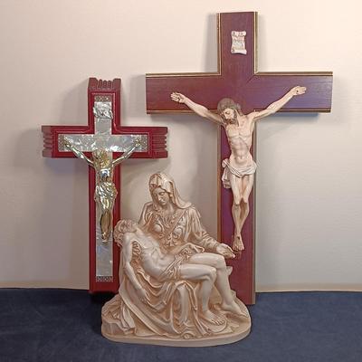 LOT 247K: Religious Collection- Vintage I.A.T. 'Pieta' by Michelangelo Reproduction with Two Wooden Crosses