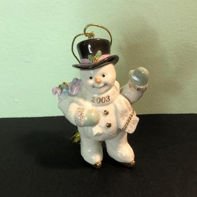 LOT 304MBC: Lenox Snowmen