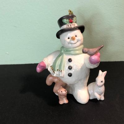 LOT 305MBC: Lenox Snowmen