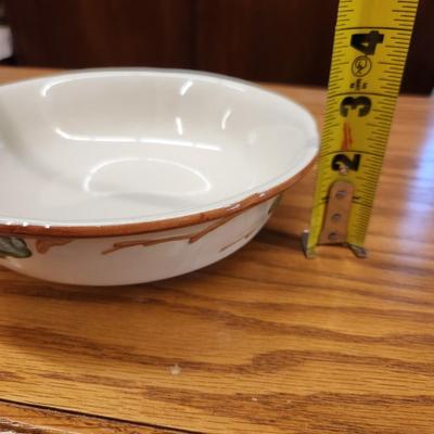 Small flanged Franciscan Apple Serving bowl