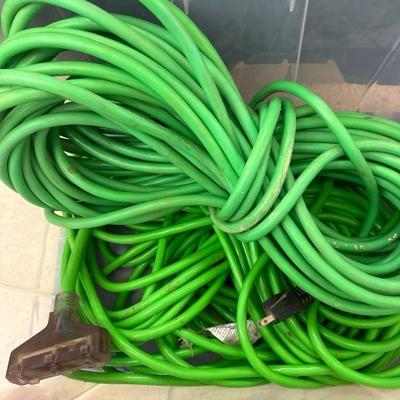 Lot 1284 2 green extension cords