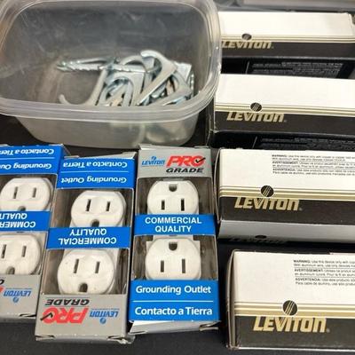 Lot 1299 variety of electrical items