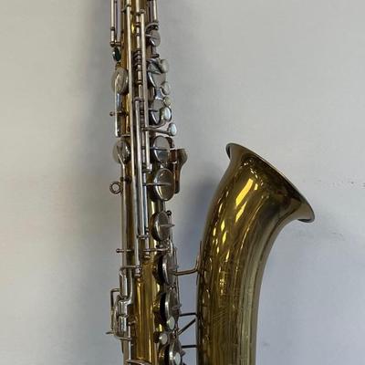 E.K BLESSING Artist Saxophone w/ Case/ Gold Lacquer