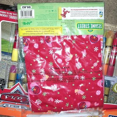 SESAME STREET 2PC SLEEPWEASR SET AND CARS PAINT PENS