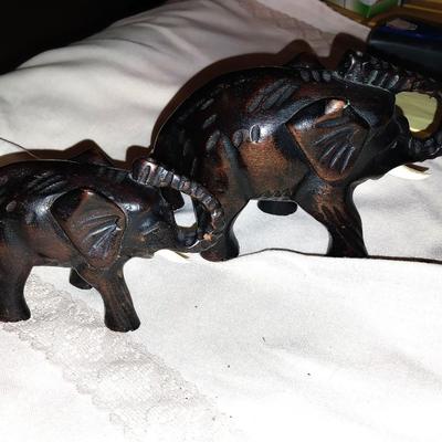 YOENG FUH ELEPHANT FIGURINES