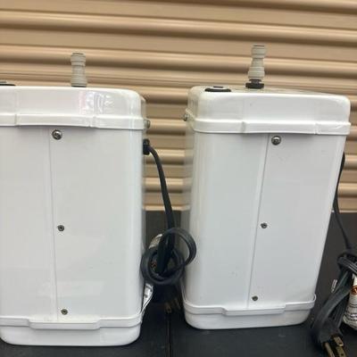 Lot 1352 Two everhot water dispenser