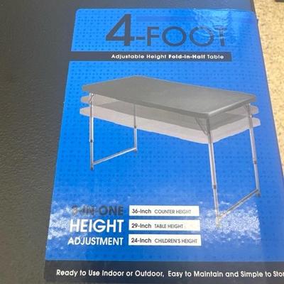 Lot 1390 lifetime 4 foot folding table