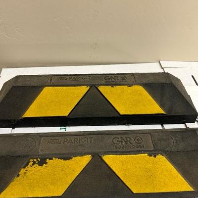 Lot 1395 home park it car tire block