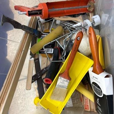 Lot 1396 household painting items