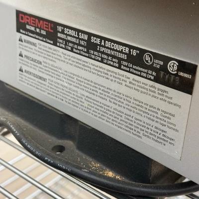 Lot 1370 Dremel, 16 inch scroll saw model, 1671
