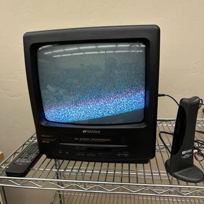 Lot 1373 Sansui TV, video cassette recorder combo