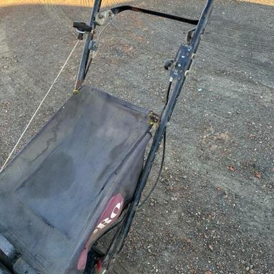 Lot 1325 Toro lawnmower