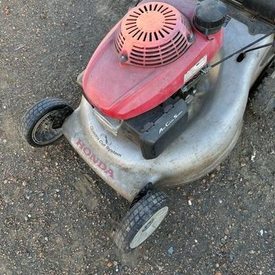 Lot 1326 Honda Lawnmower