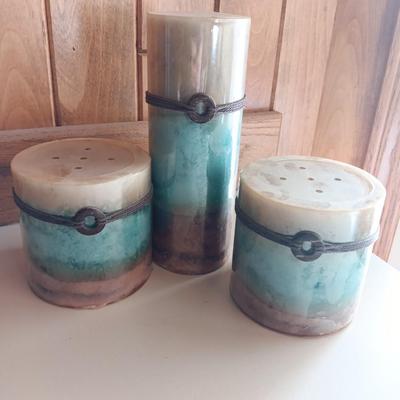 Three new "Beach house" candles with decorative accent