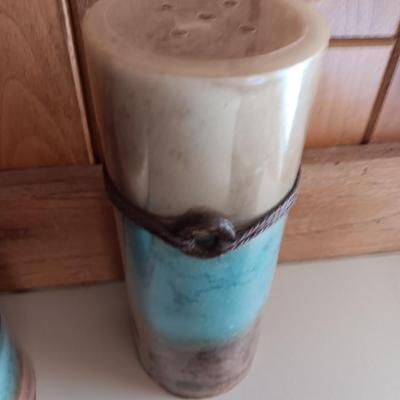 Three new "Beach house" candles with decorative accent