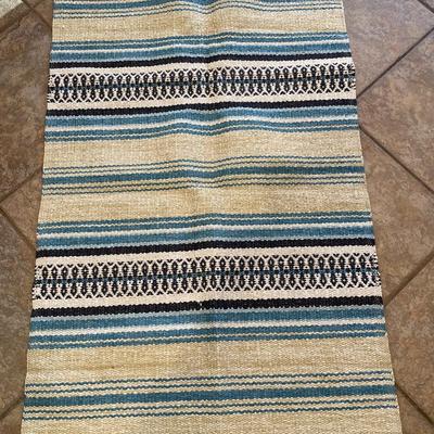 Recycle rug crochet rug
