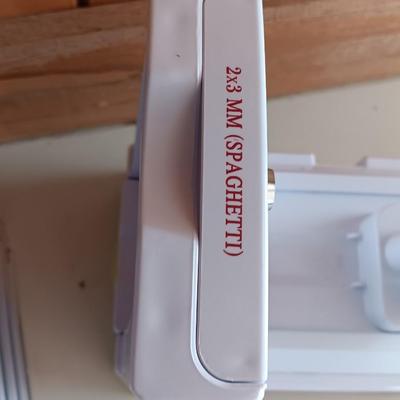 Brieftons 10 Blade Spiralizer / Food chopper Stainless Steel Blades with storage organizer and lidded container