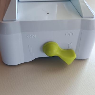 Brieftons 10 Blade Spiralizer / Food chopper Stainless Steel Blades with storage organizer and lidded container