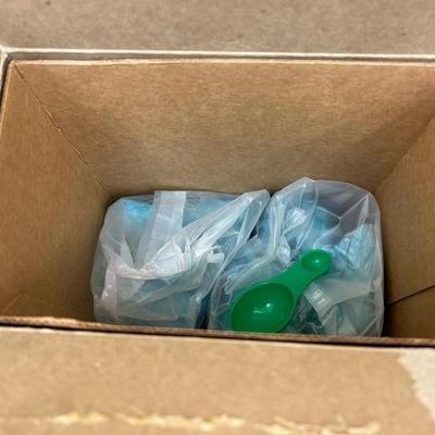 Lot 1417 garden supplies