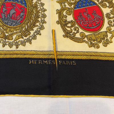 122 Authentic HERMÃ‰S Carre 90 Silk Scarf Les Armes De Paris by Hugo Grygkar 1954