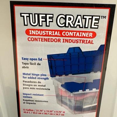 Lot 1424 3 storage plastic containers